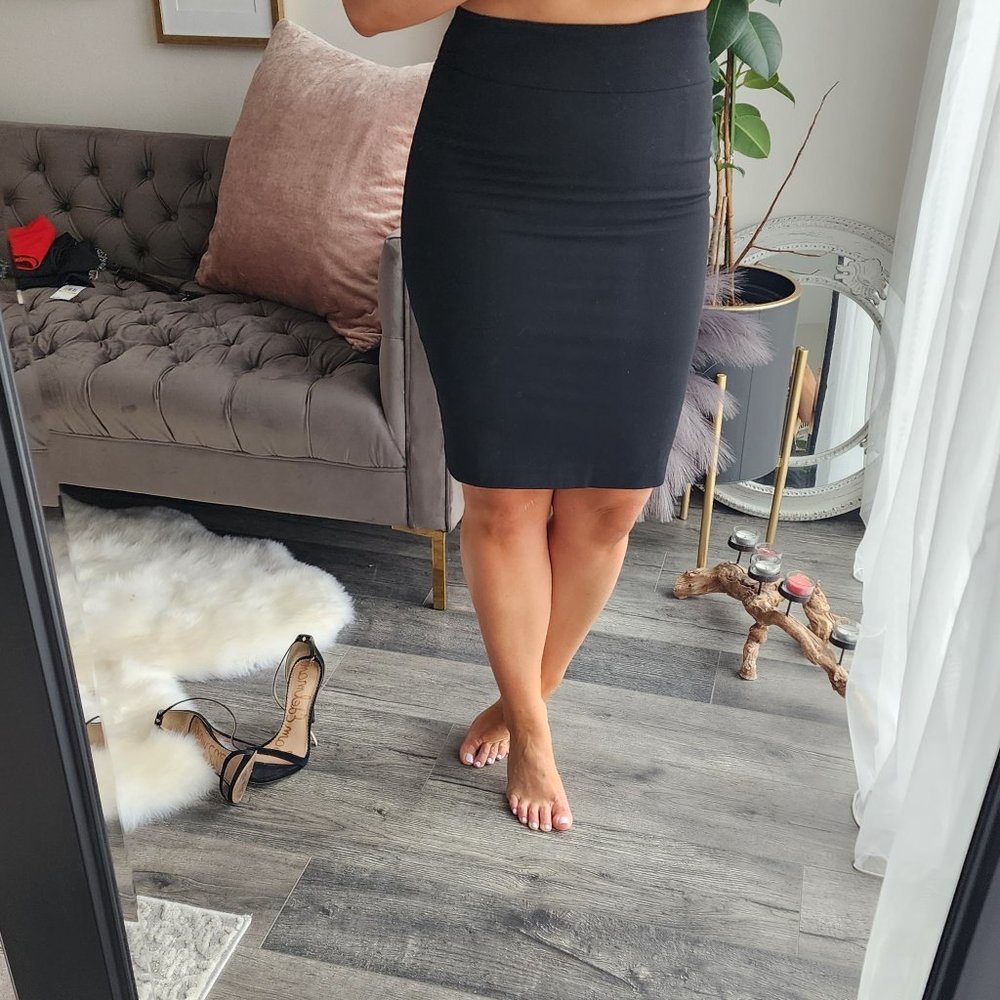 Classy Black Pencil Skirt